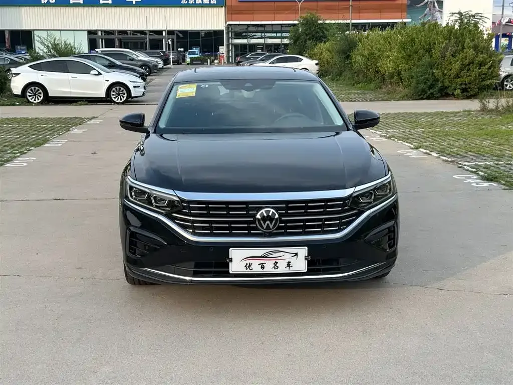 Volkswagen Passat — фото 10