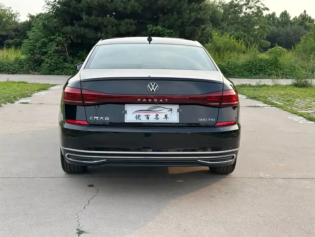 Volkswagen Passat — фото 3