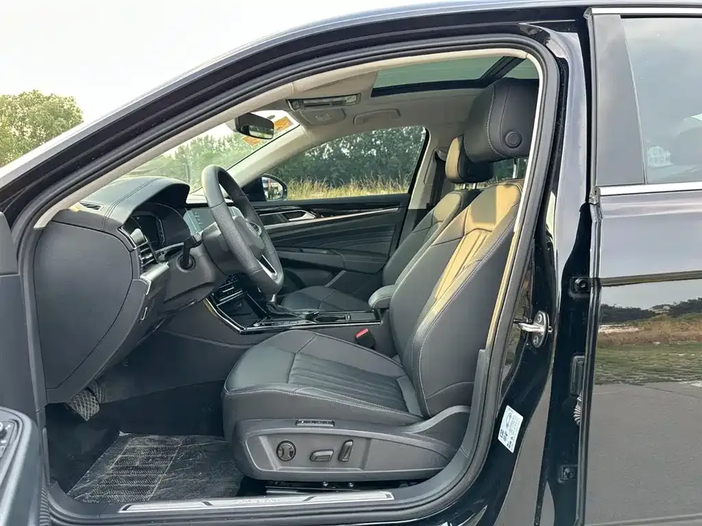 Volkswagen Passat — фото 4