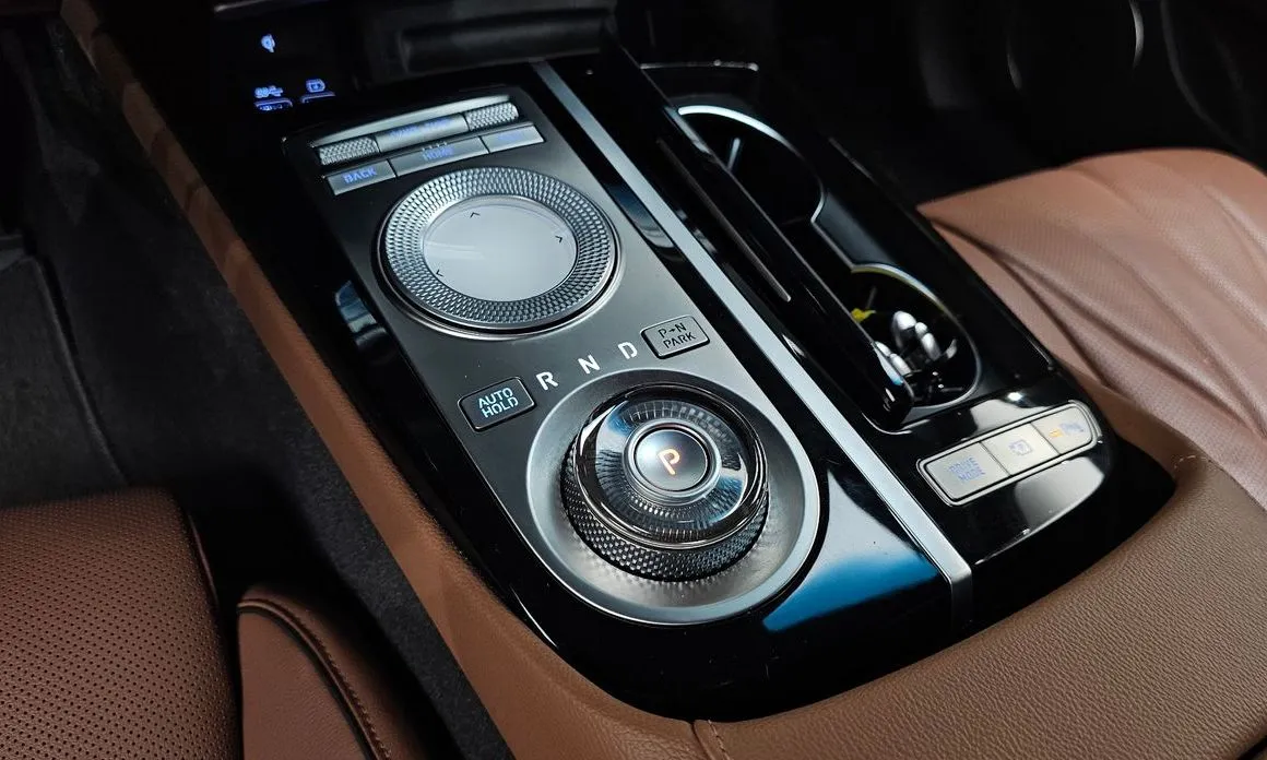 Genesis G80 — фото 10