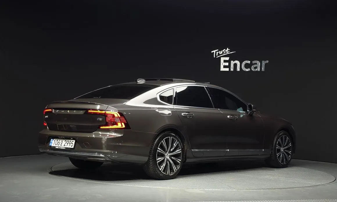 Volvo S90 2021 из KR, фото 5