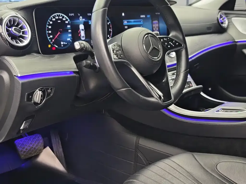 Mercedes-Benz CLS — фото 5