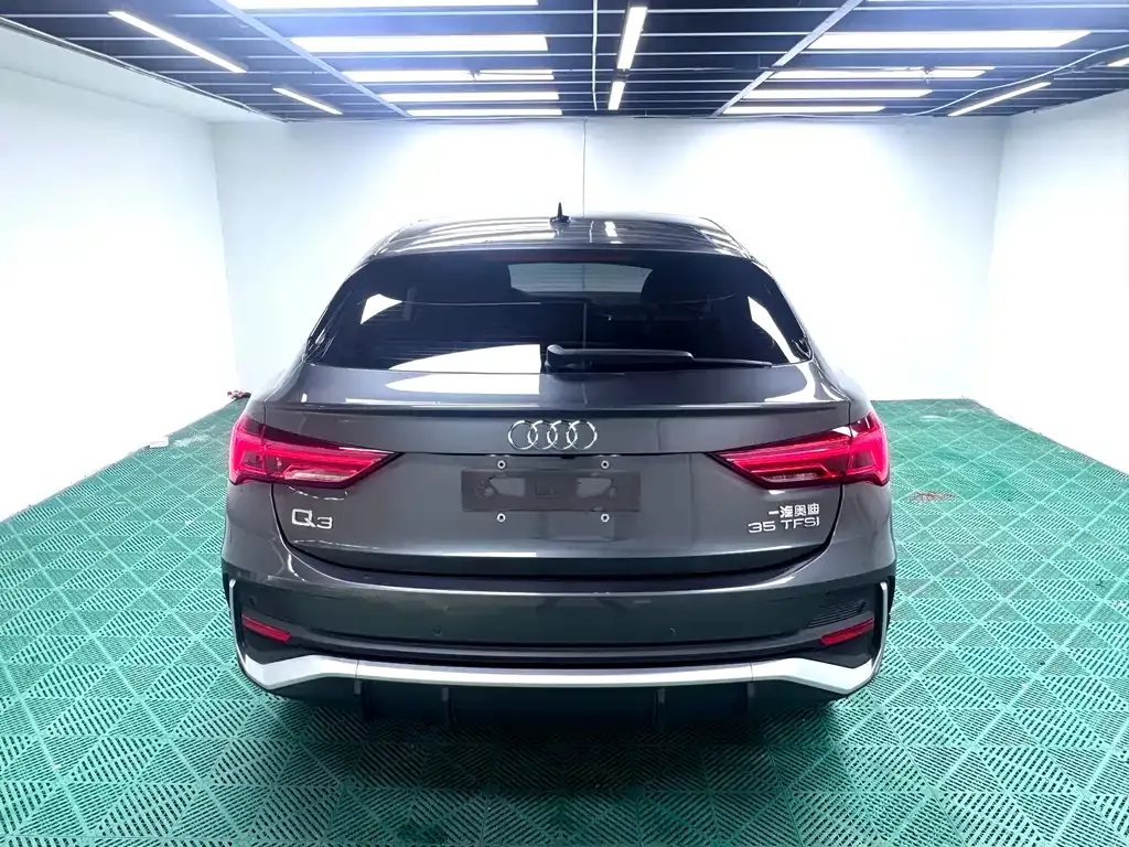 Audi Q3 Sportback 2022 из CN, фото 10