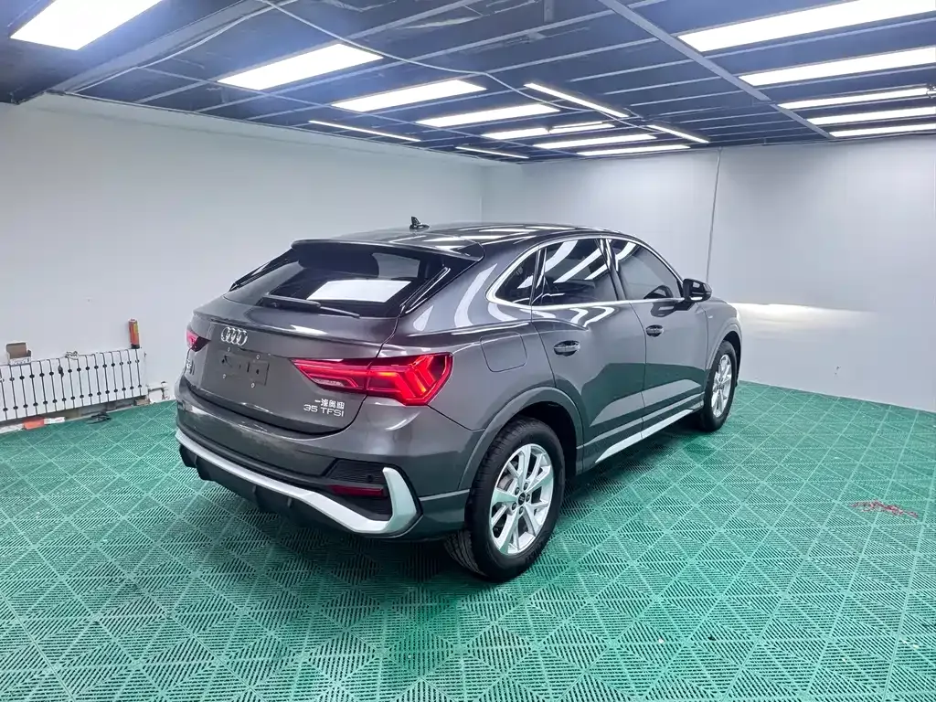 Audi Q3 Sportback 2022 из CN, фото 9