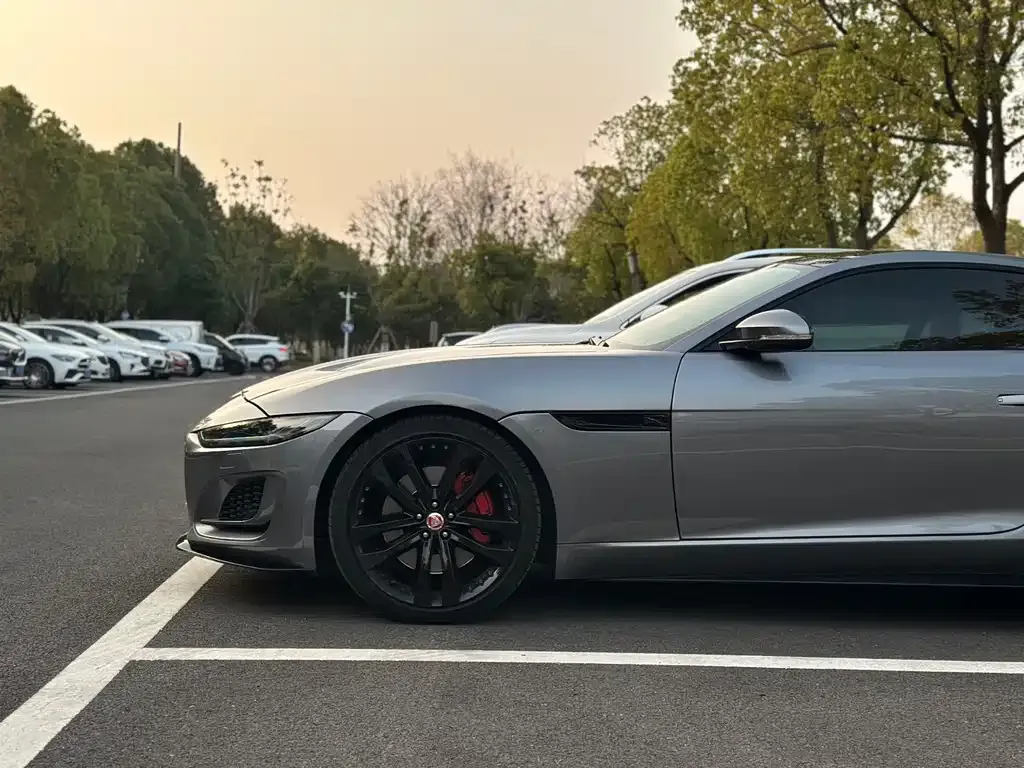 Jaguar F-TYPE — фото 2