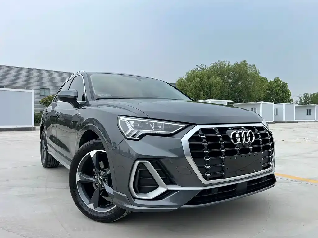 Audi Q3 — фото 4