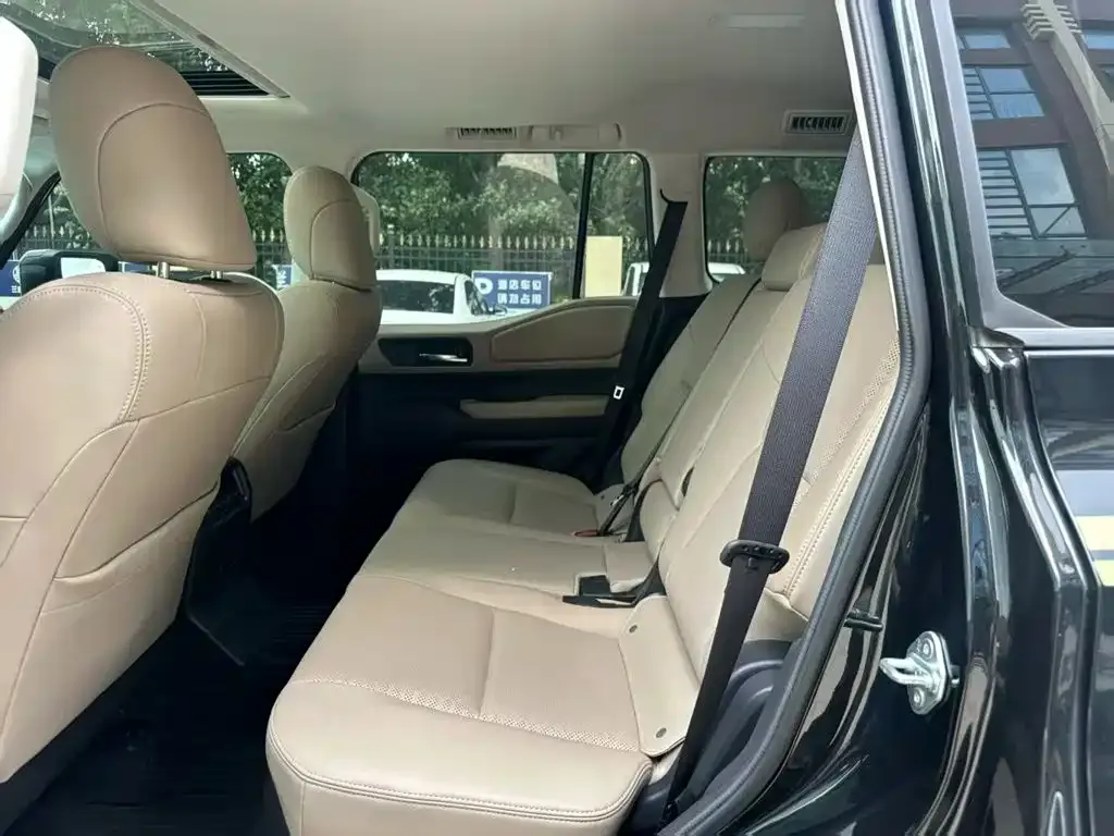 Toyota Prado 2024 из CN, фото 4