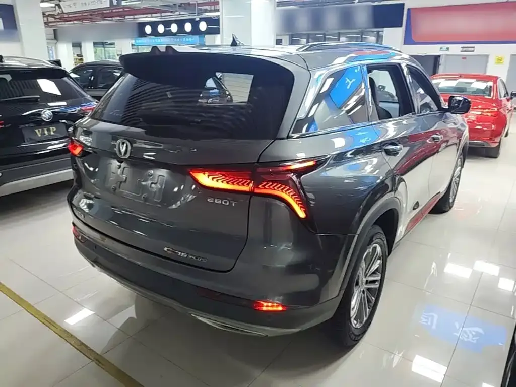 Changan CS75PLUS — фото 9