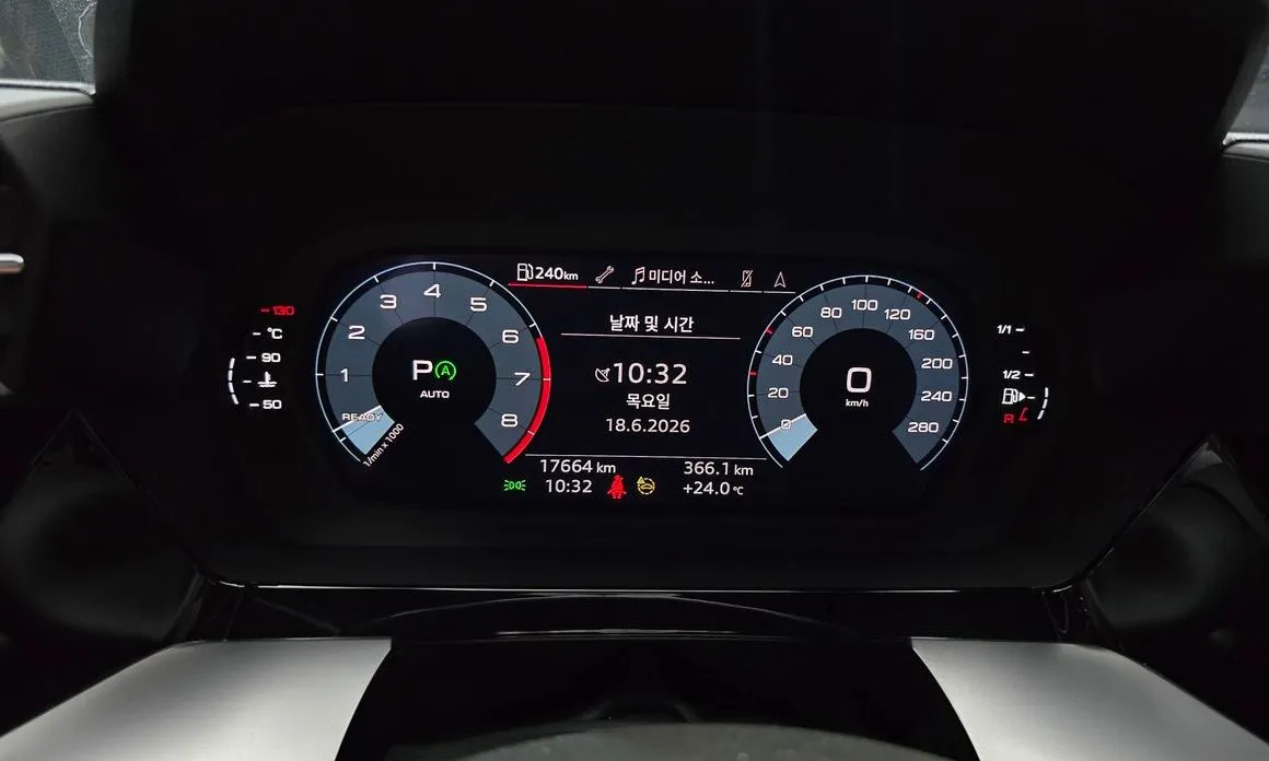 Audi A3 2023 из KR, фото 2