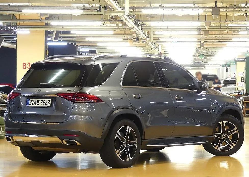 Mercedes-Benz GLE-Class — фото 9