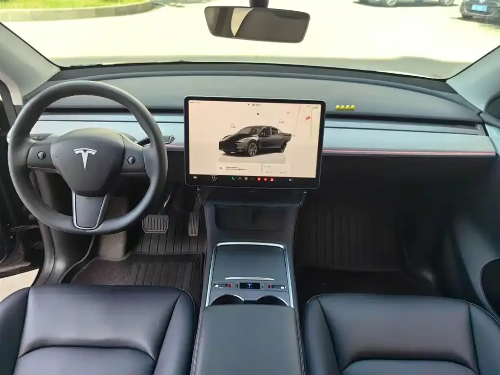 Tesla Model Y — фото 7