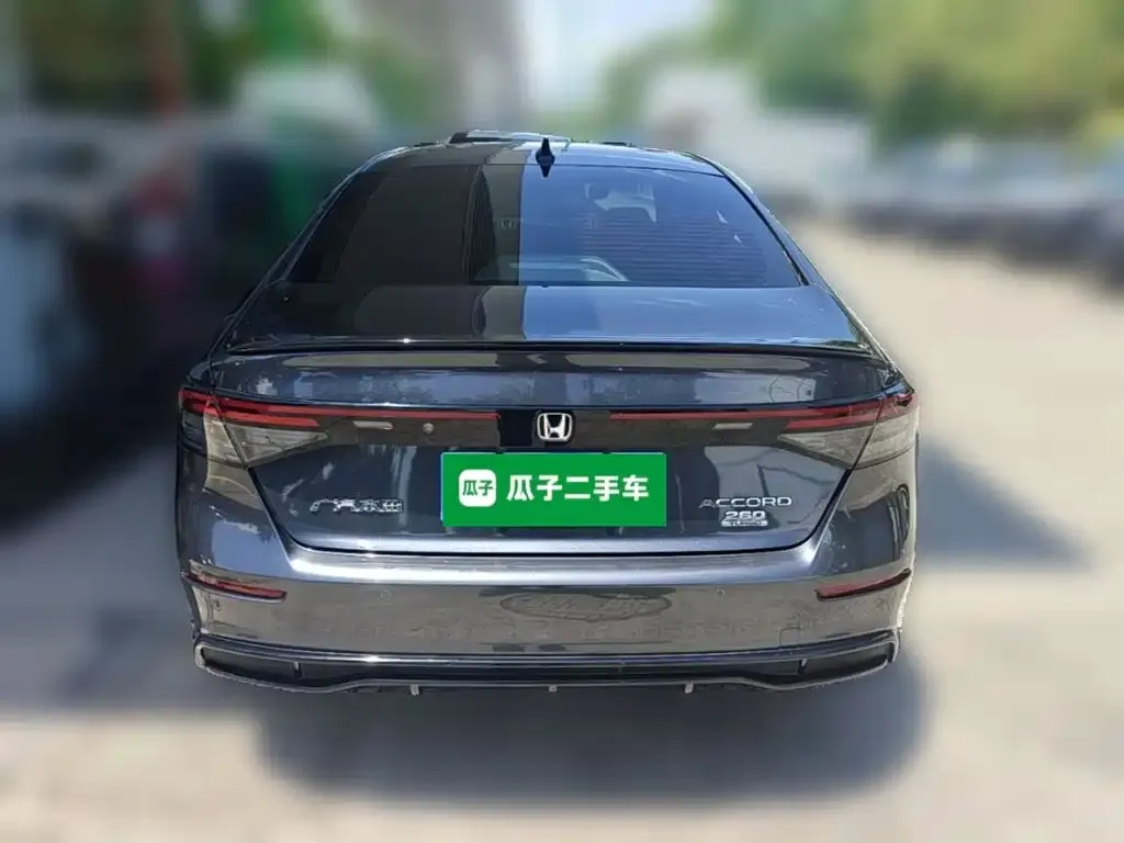Honda Accord — фото 10