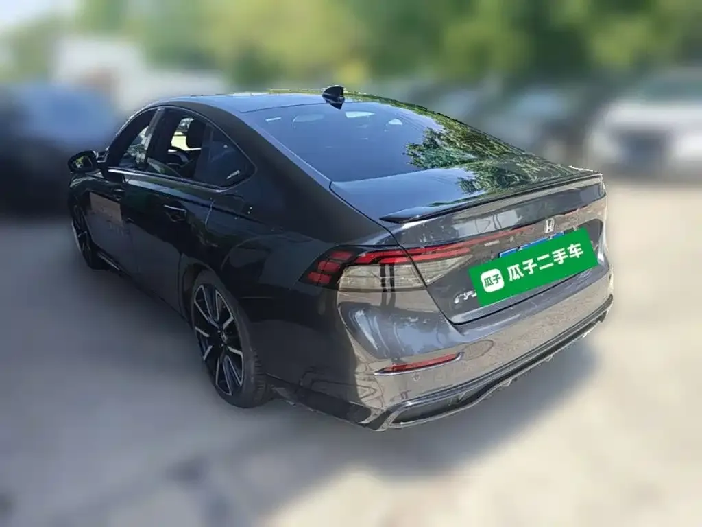 Honda Accord — фото 5