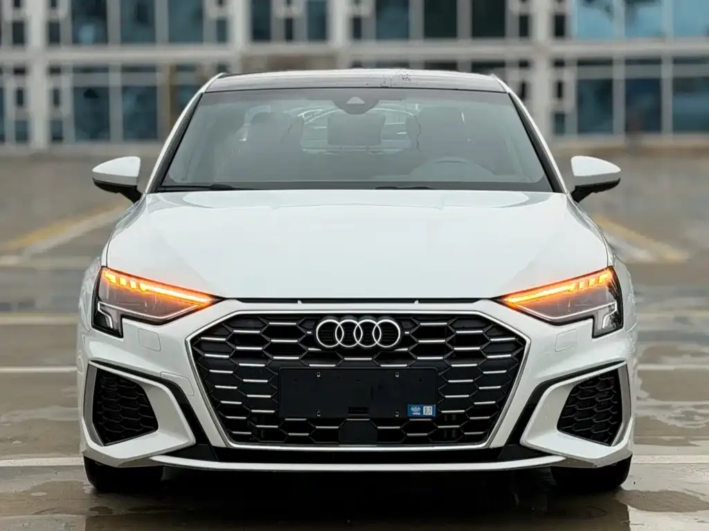 Audi A3 — фото 2