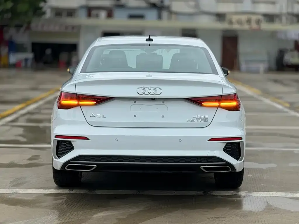 Audi A3 — фото 10