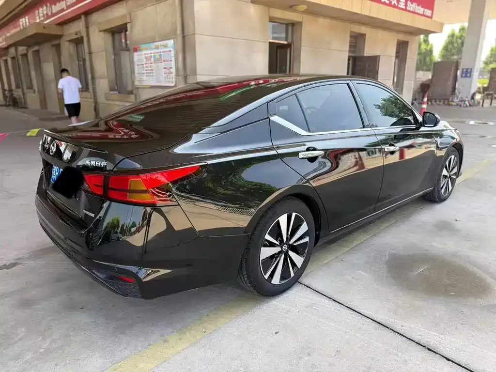 Nissan Teana — фото 4