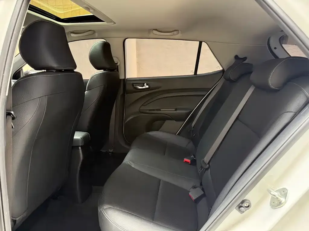Kia KX1 — фото 2