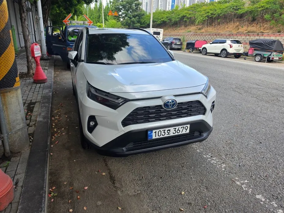 Toyota RAV4 2023 из KR, фото 7