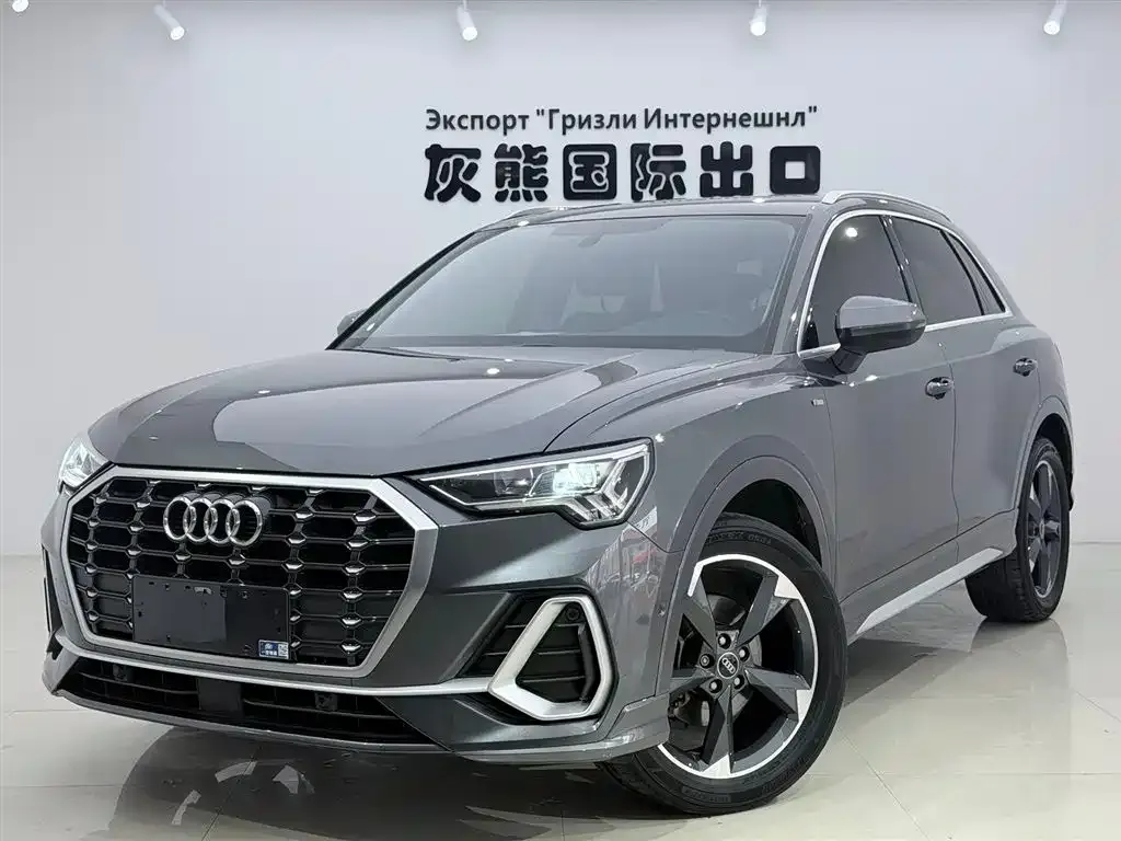 Audi Q3 — фото 1
