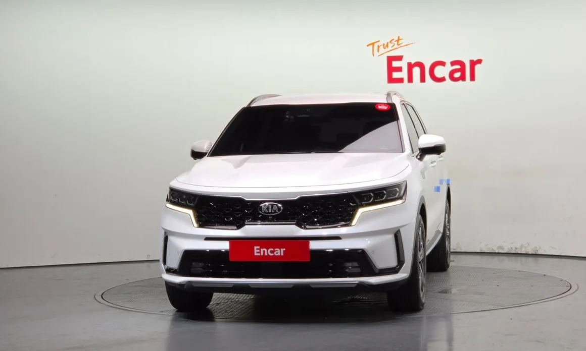 Kia Sorento — фото 7
