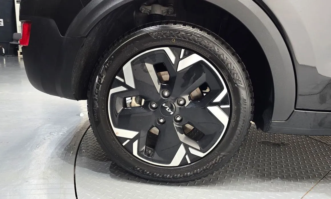 Kia Niro — фото 10