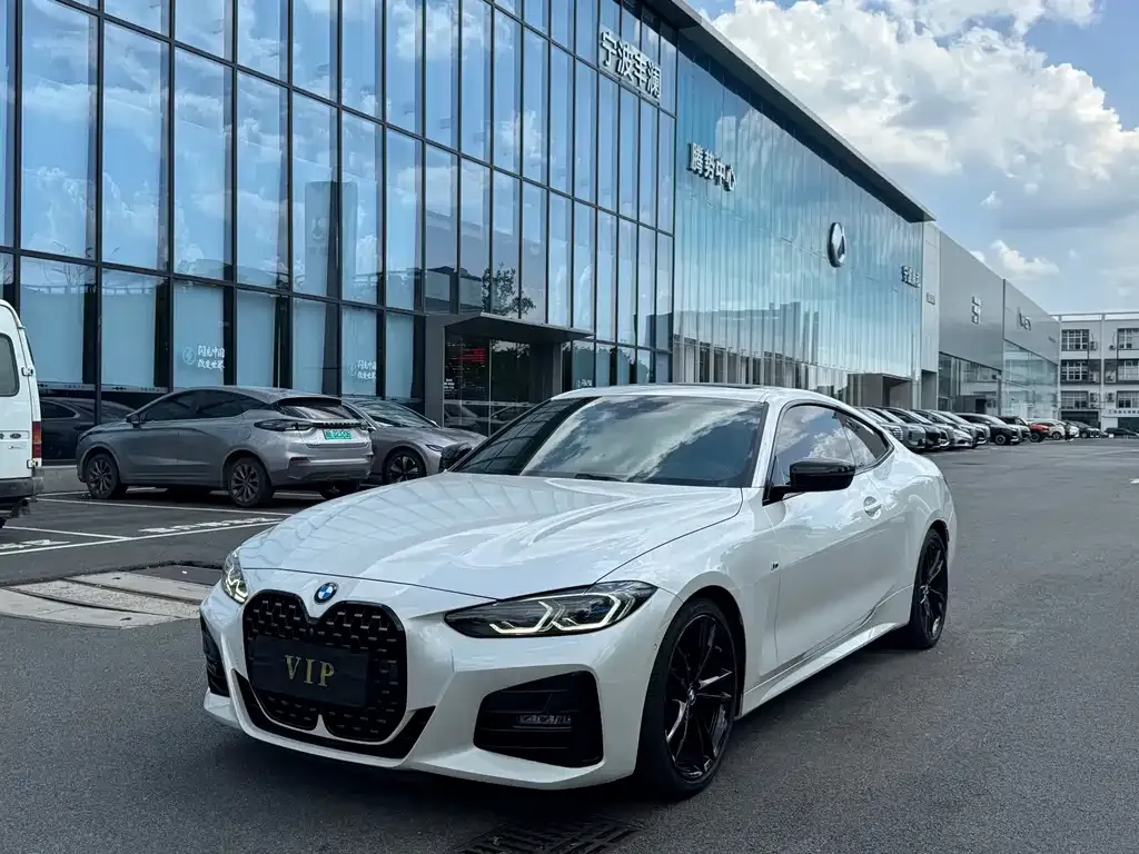 BMW 4 Series — фото 1