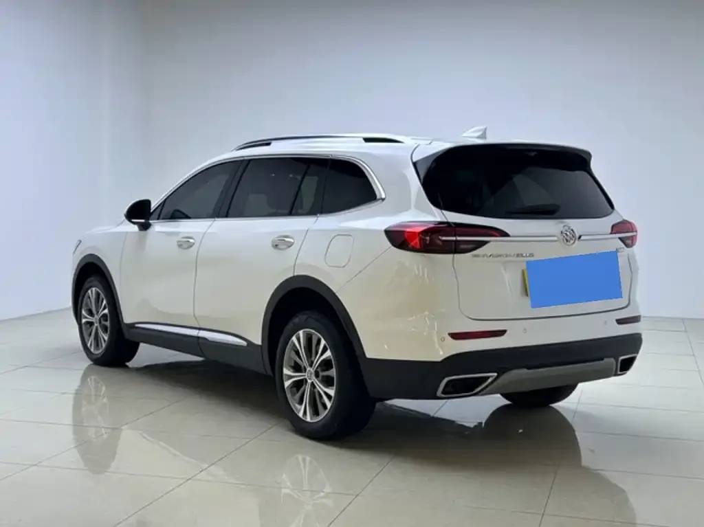 Buick Envision Plus — фото 10