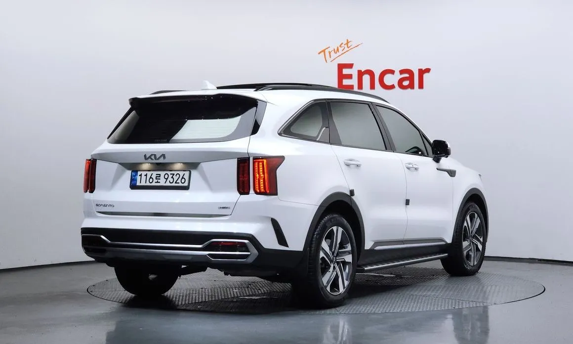 Kia Sorento — фото 3