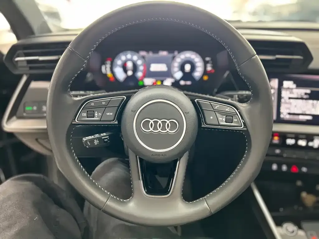 Audi A3 — фото 8