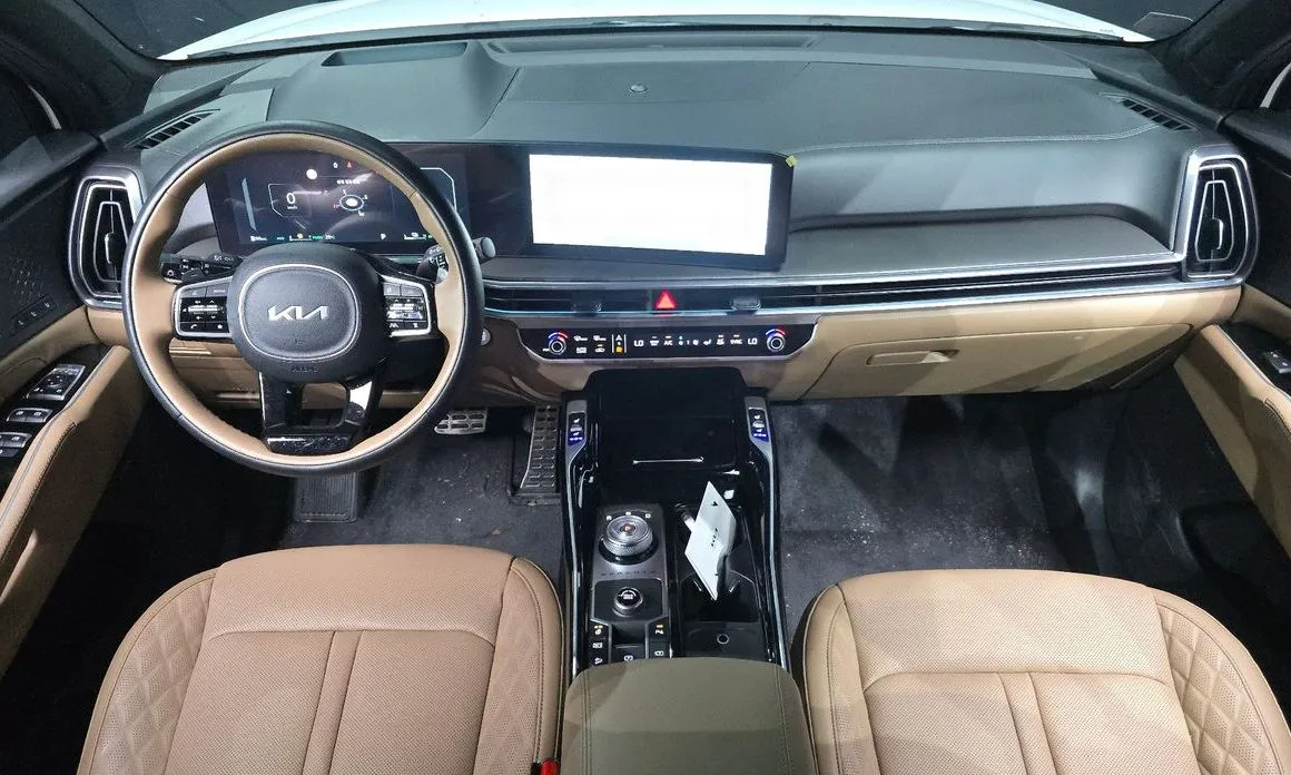 Kia Sorento — фото 7