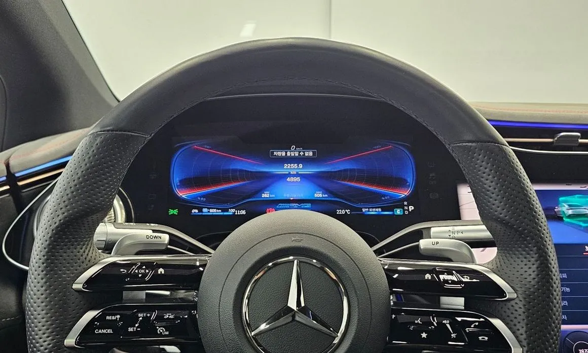 Mercedes-Benz EQS — фото 10
