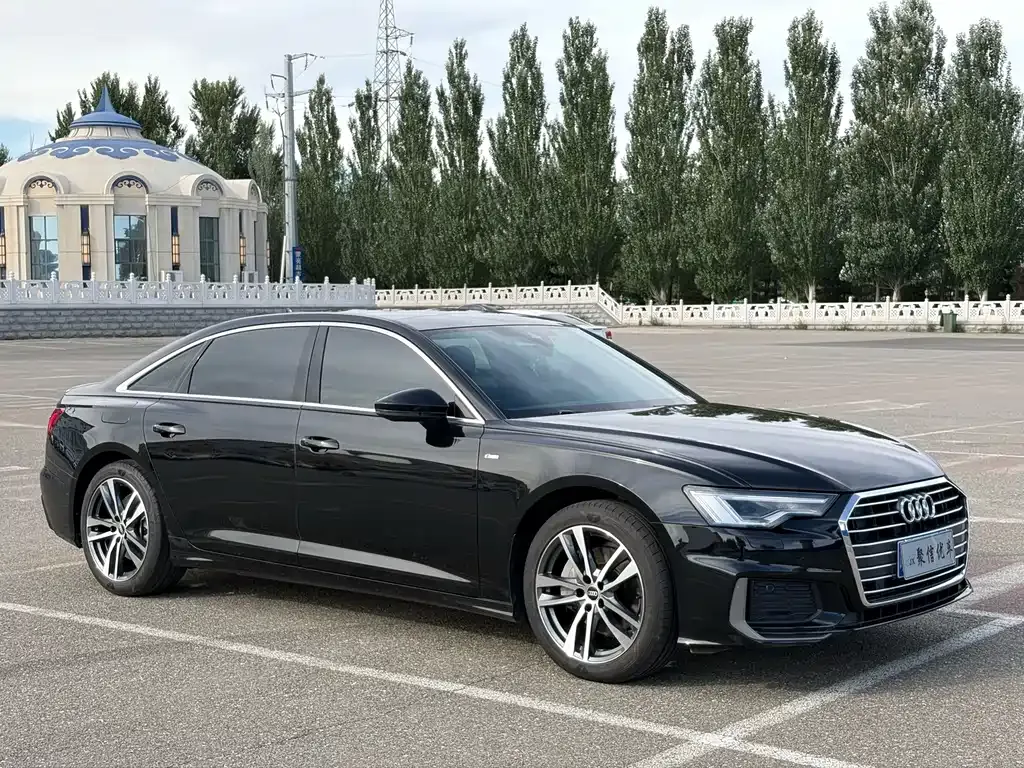 Audi A6L — фото 9