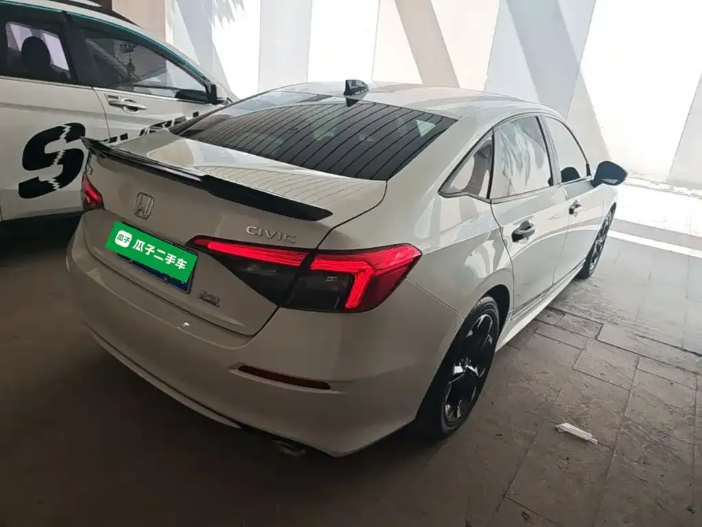 Honda Civic — фото 6