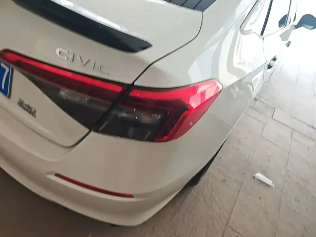 Honda Civic — фото 2