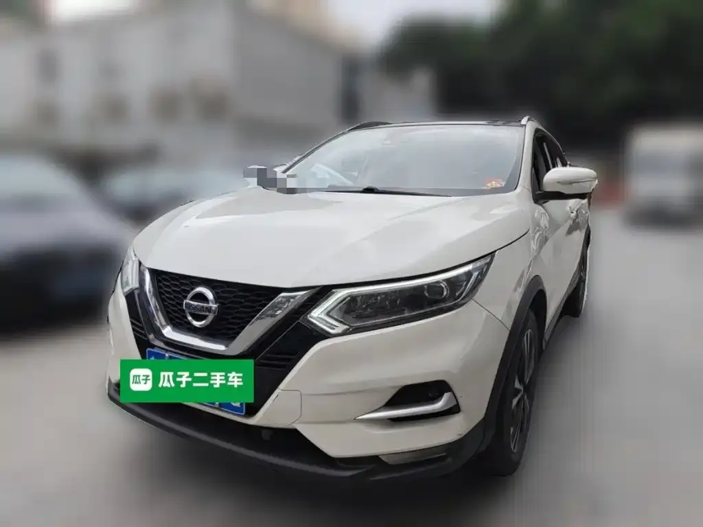 Nissan Qashqai — фото 2