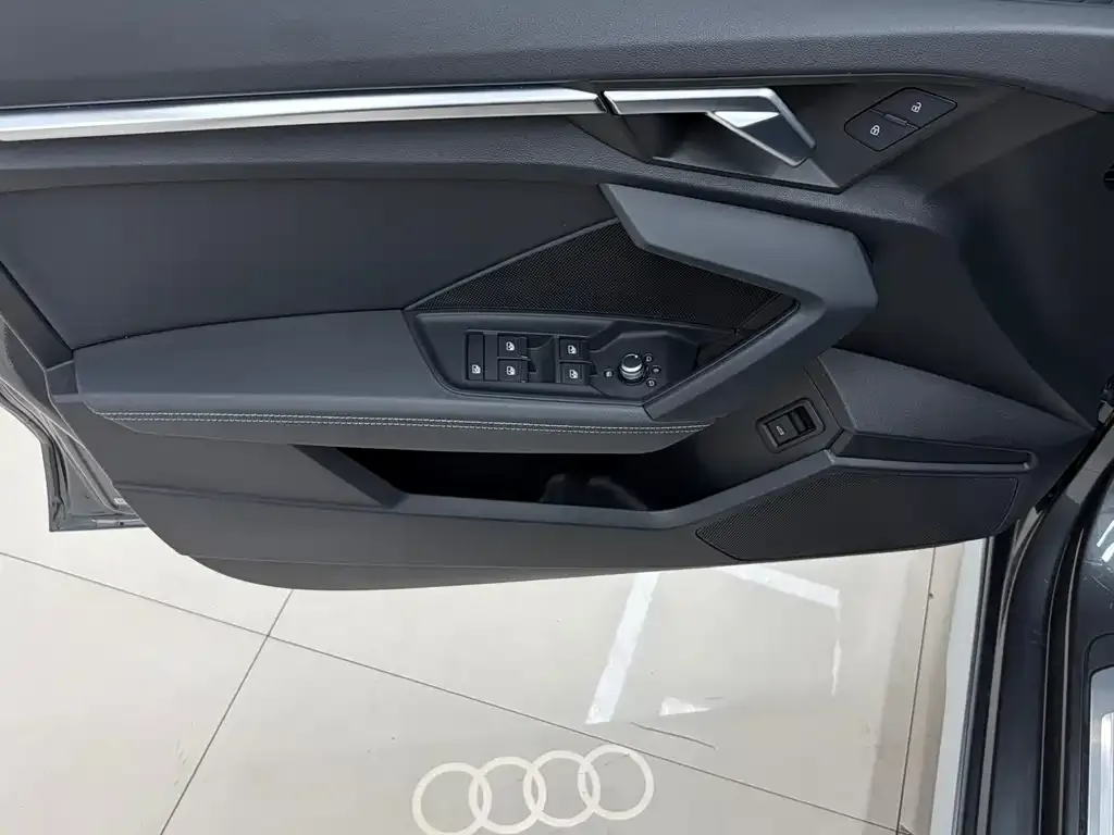 Audi A3 — фото 3