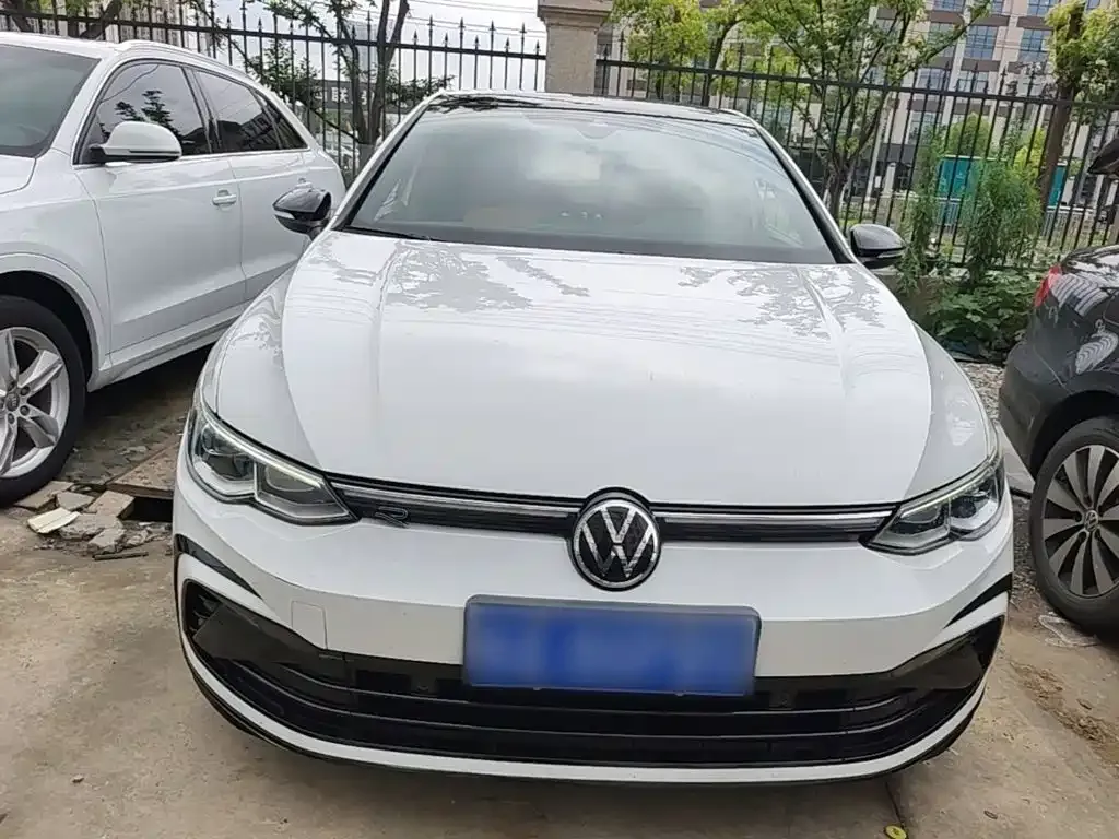 Volkswagen Golf 2021 из CN, фото 3
