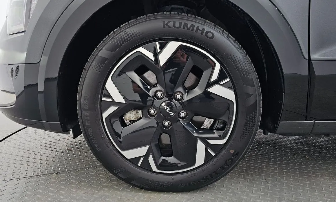 Kia Niro — фото 10