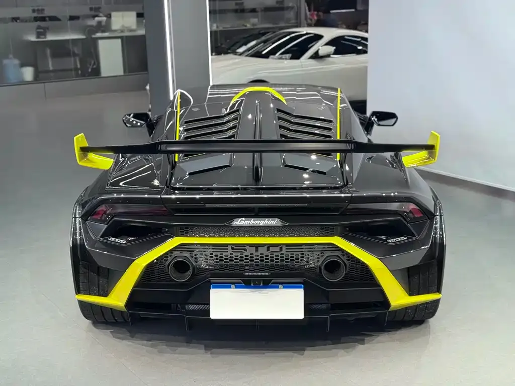 Lamborghini Huracan — фото 6