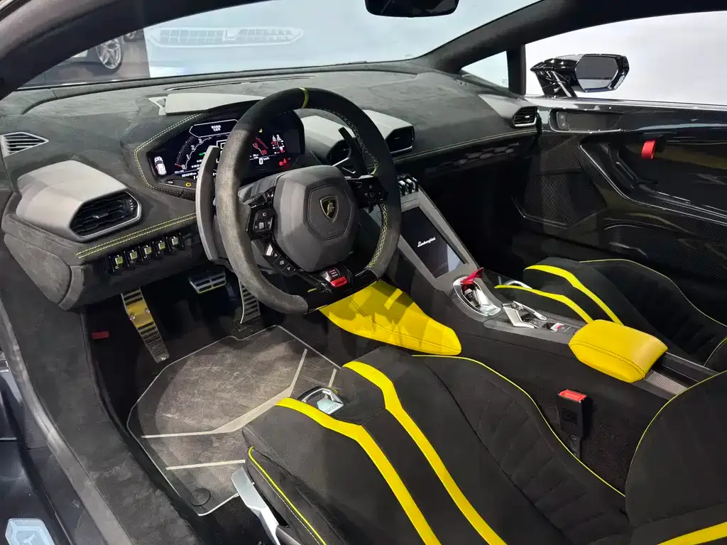 Lamborghini Huracan — фото 7