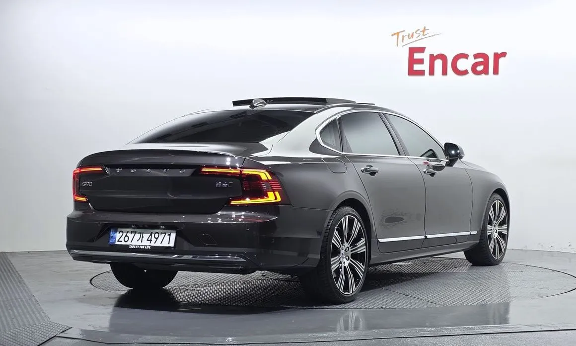 Volvo S90 2023 из KR, фото 4