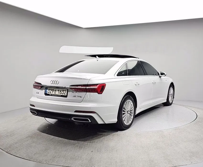 Audi A6 — фото 10