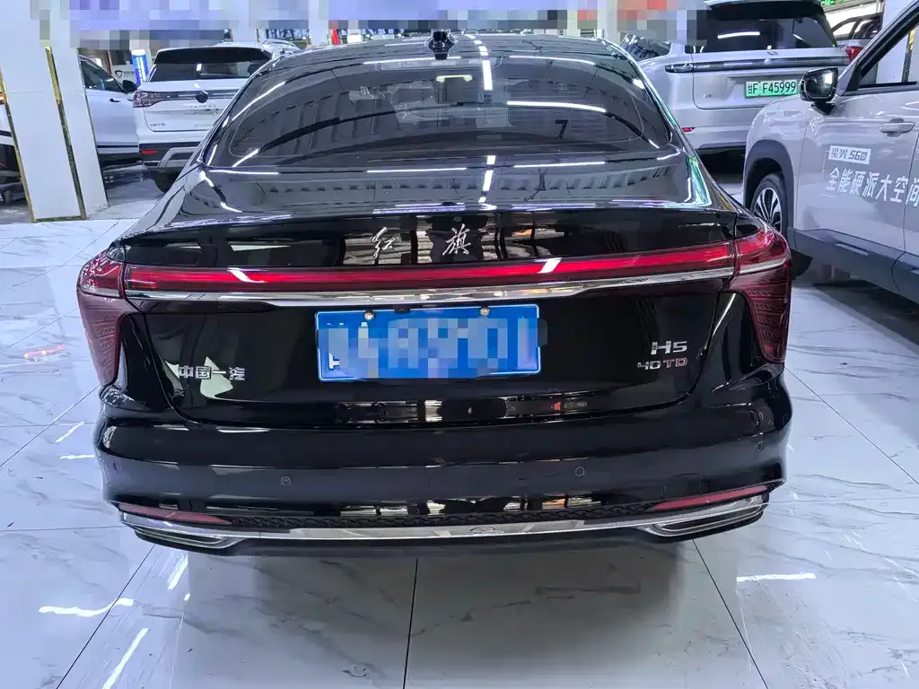 Hongqi H5 — фото 2