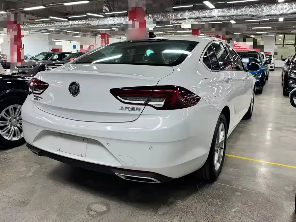 Buick Regal — фото 10