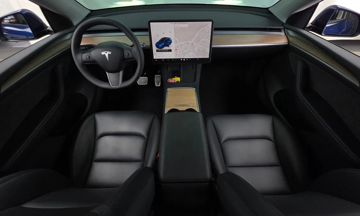 Tesla Model Y — фото 4