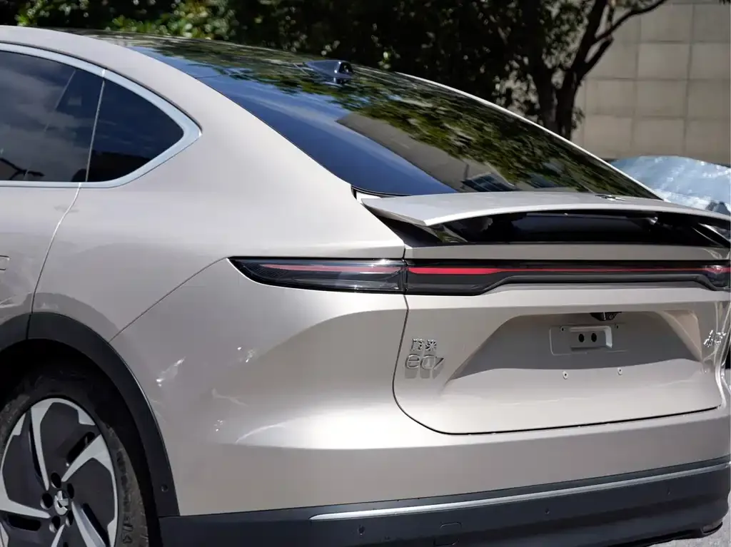 NIO EC7 — фото 3