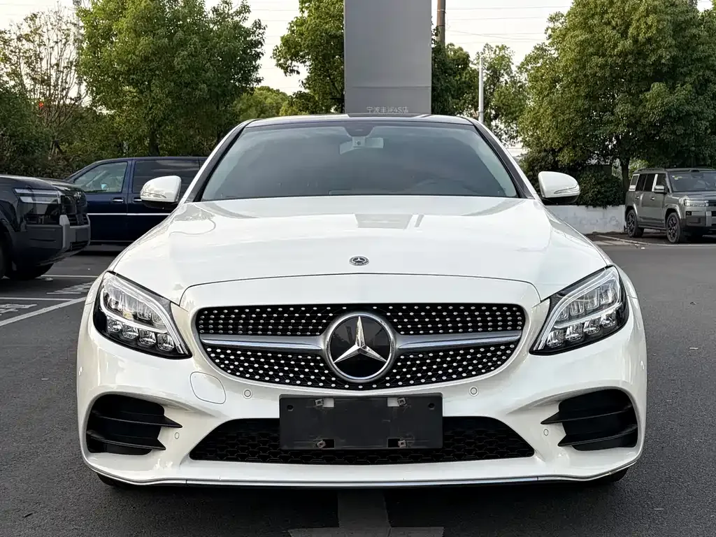 Mercedes-Benz C-Class — фото 10