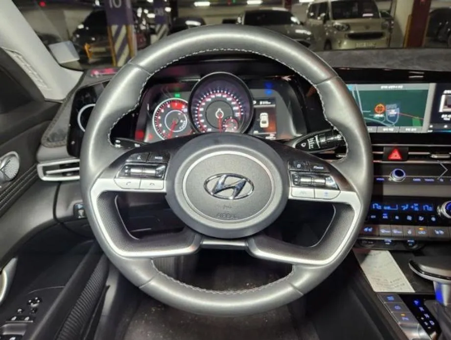 Hyundai AVANTE — фото 8