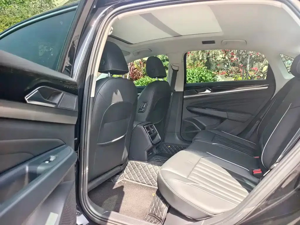 Volkswagen Passat — фото 3
