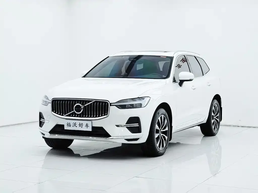 Volvo XC60 — фото 1